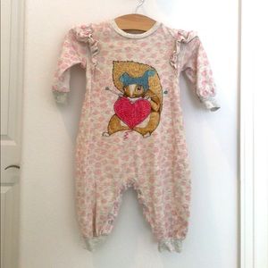 Paper Wings knitting squirl.